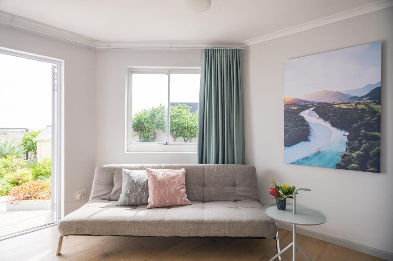 קייפטאון Ocean12 Guesthouse Sunset Beach מראה חיצוני תמונה