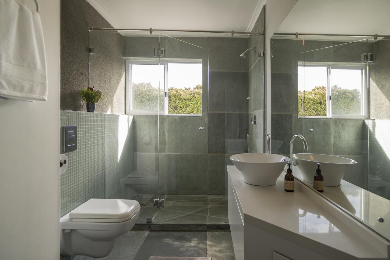 קייפטאון Ocean12 Guesthouse Sunset Beach מראה חיצוני תמונה